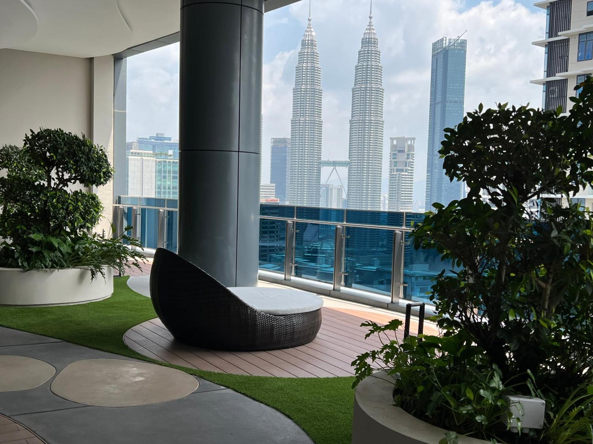 Eaton Residence Suites Klcc Kuala Lumpur Esterno foto